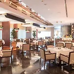 Pearl Rotana Capital Centre